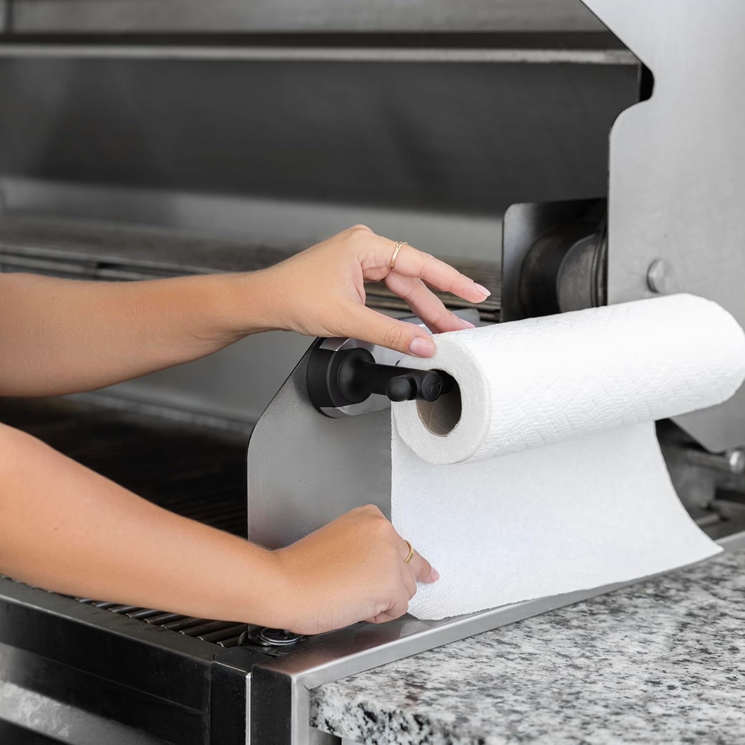 Outset Magnetic Paper Towel Holder