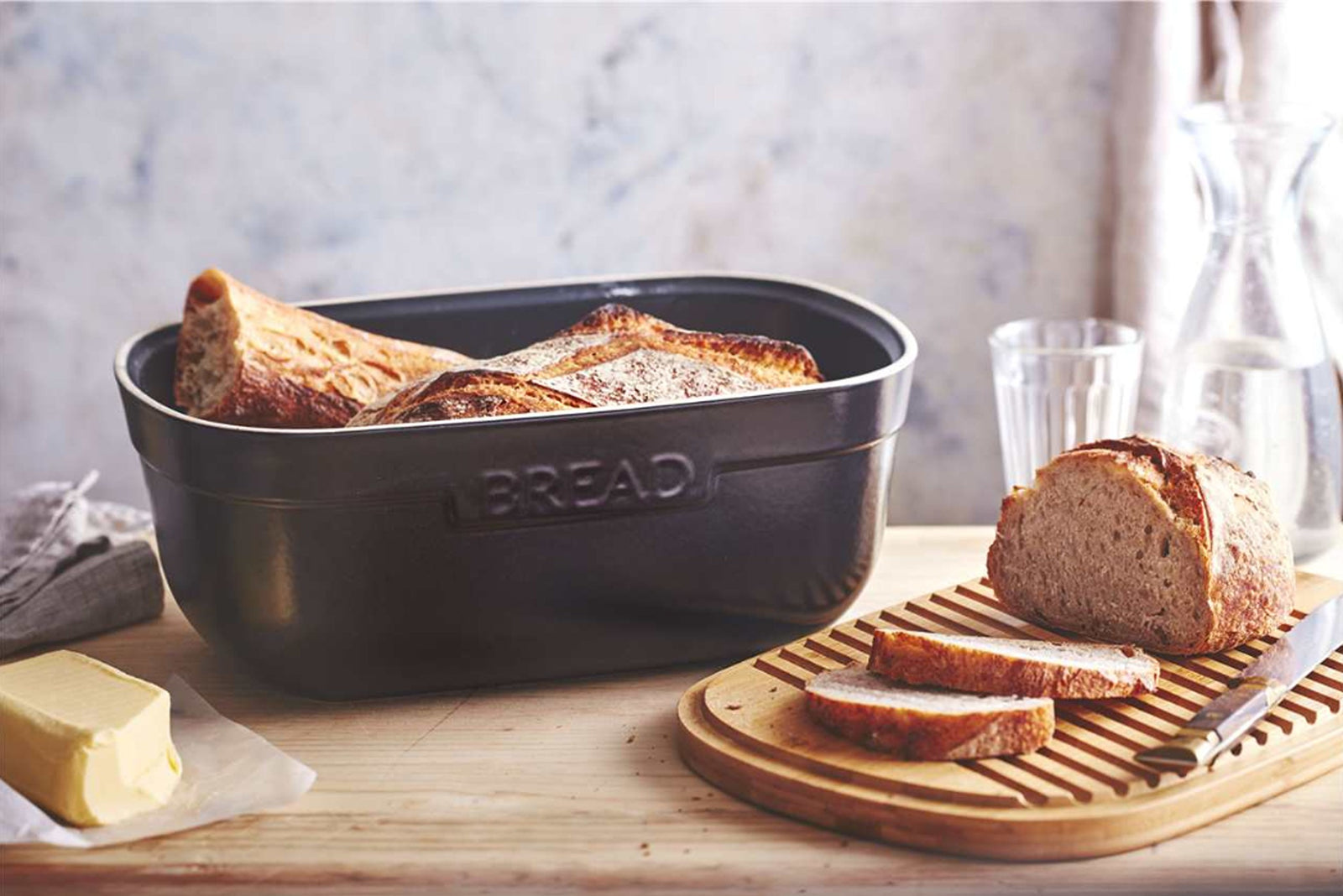 Emile Henry Bread Box Truffle Black