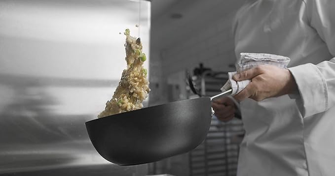 Scanpan TechnIQ Bistro Pan – 26 cm / 3.7 L