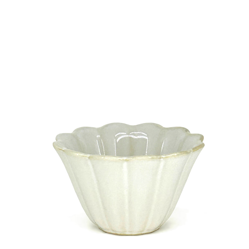 BIA Cordon Bleu Le Petite Cuisine Petal Bowl