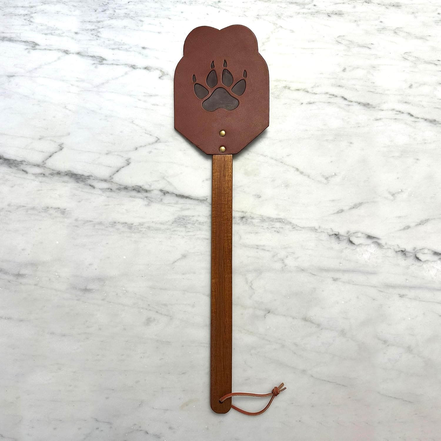 Outset Bear Claw XL Fly Swatter