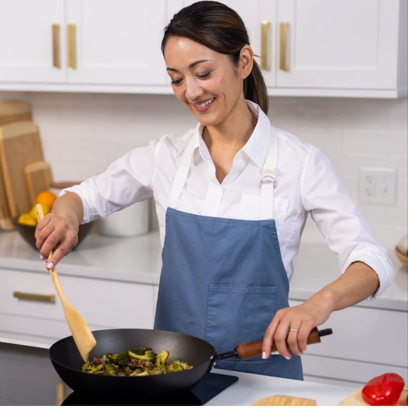 Joyce Chen Classic Series 12-Inch Carbon Steel Preseasoned Stir Fry Pan Joyce Chen by Kitchen Niche