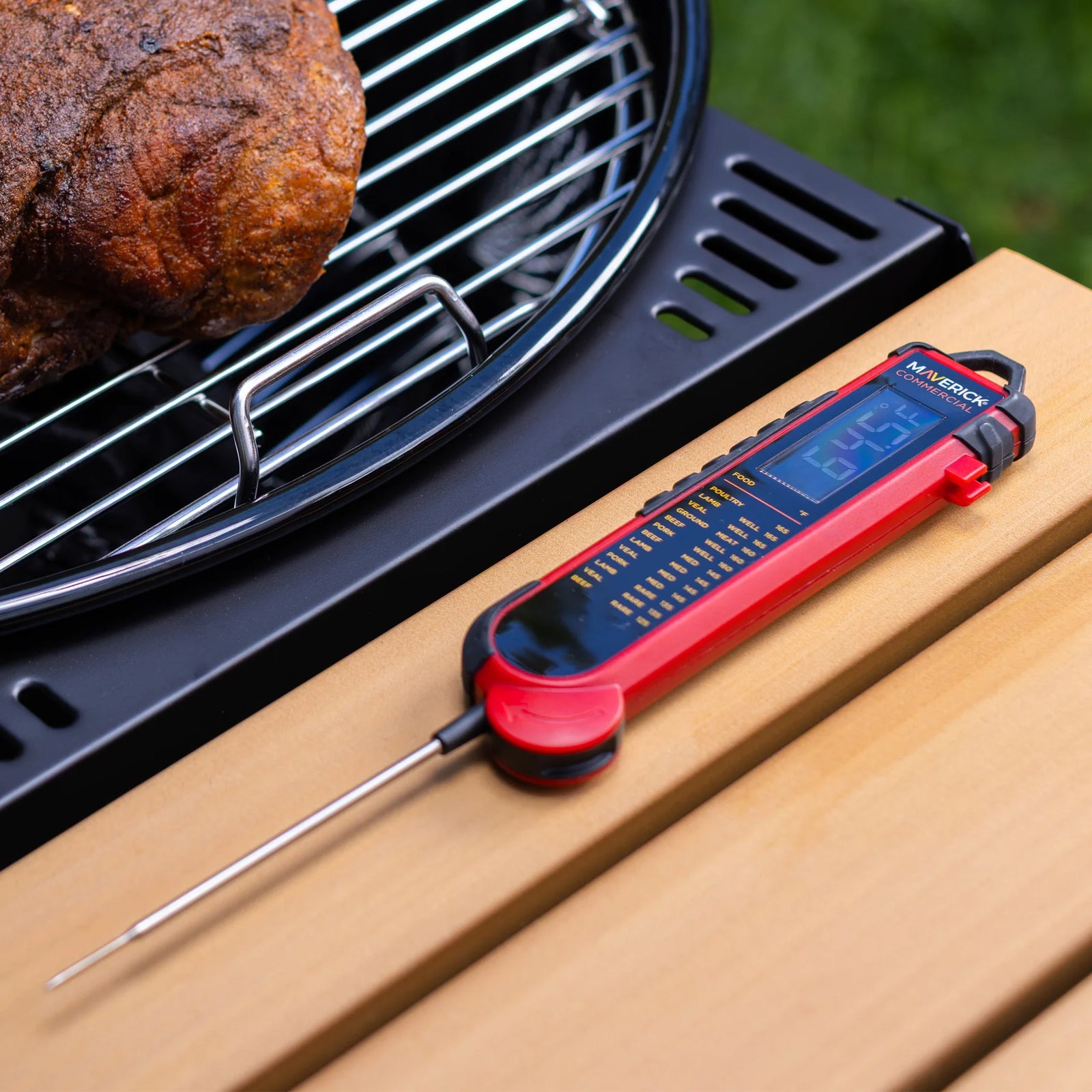 Maverick Pro-Temp Professional Thermocouple Thermometer - Red