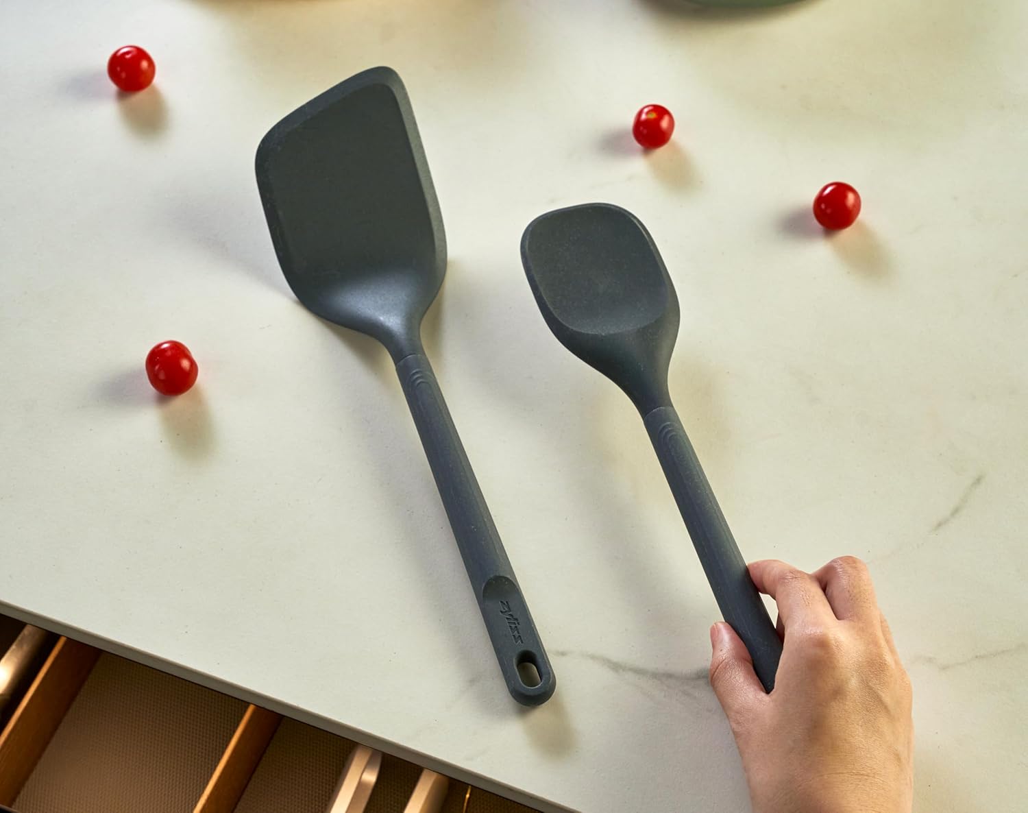 Zyliss 2 Pc Utensil Set – Spoontula & Angled Turner