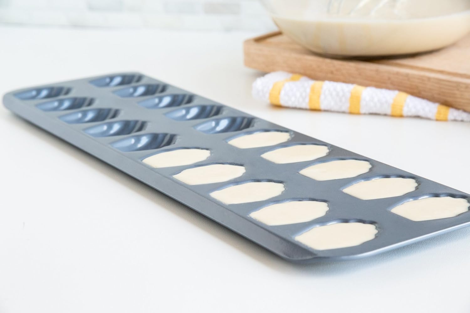 Fox Run 20-Mold Madeleine Pan