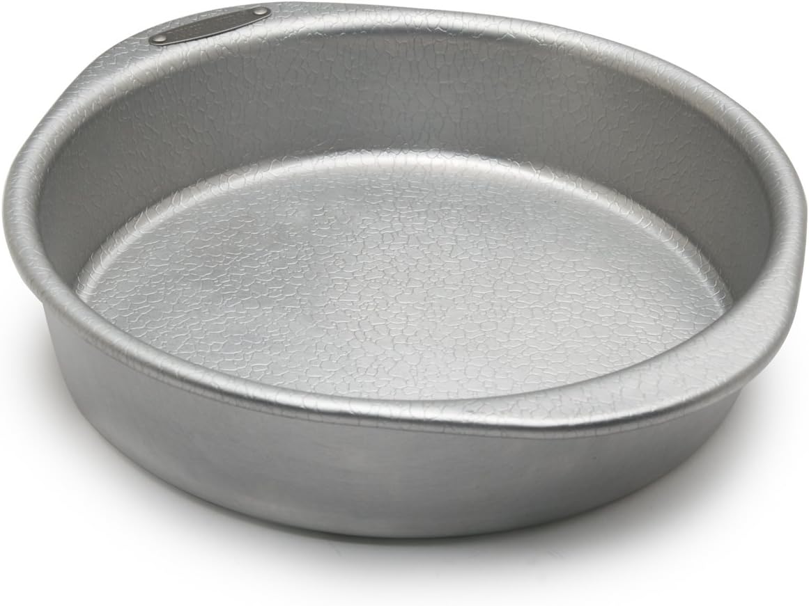 Doughmakers Round Cake Pan