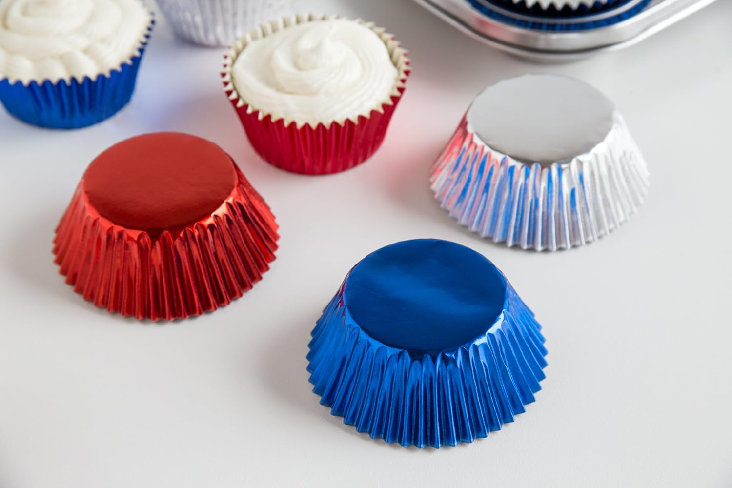 Fox Run Patriot Foil Baking Cup Set of 45