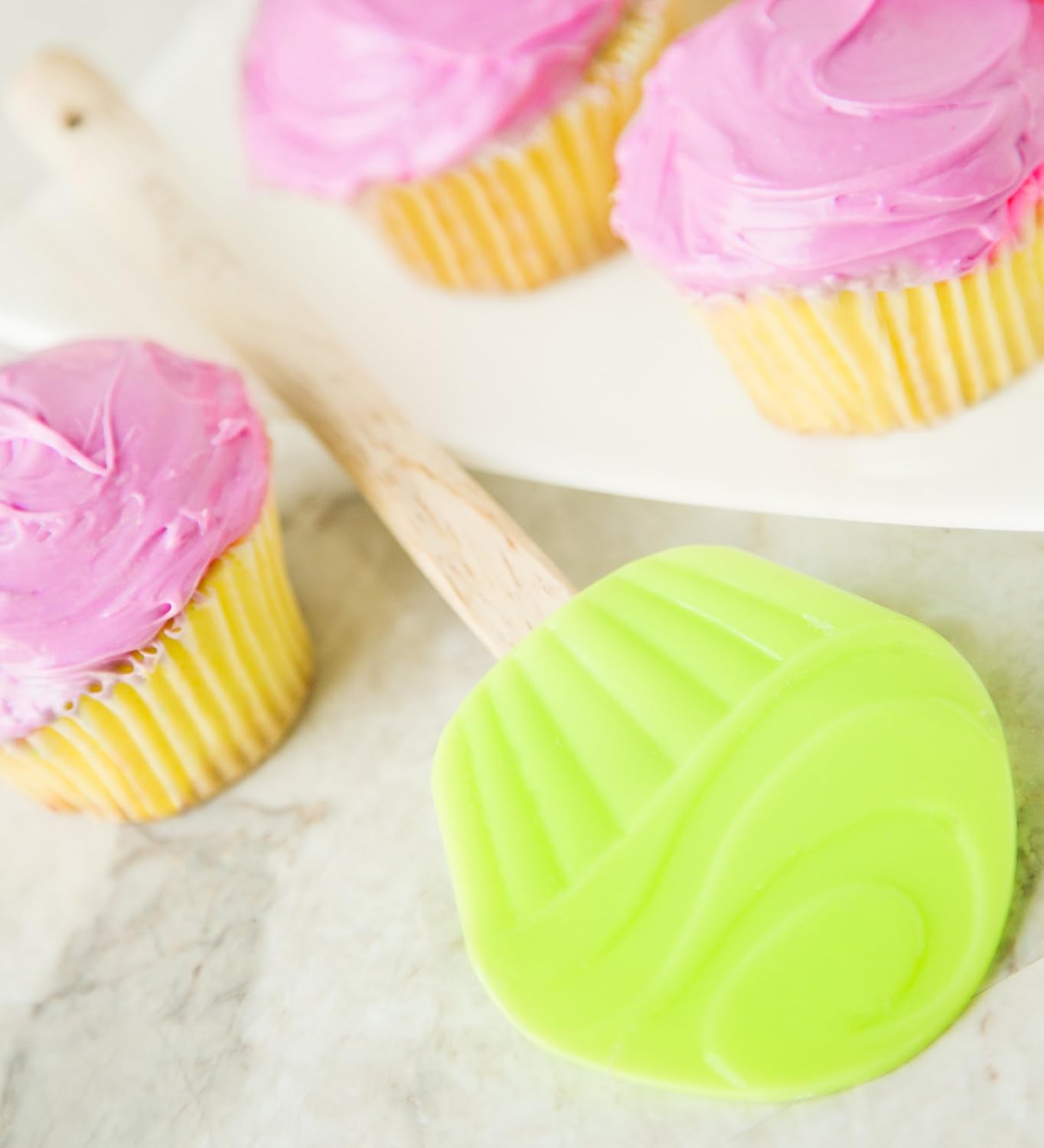Fox Run Small Green Cupcake Spatula
