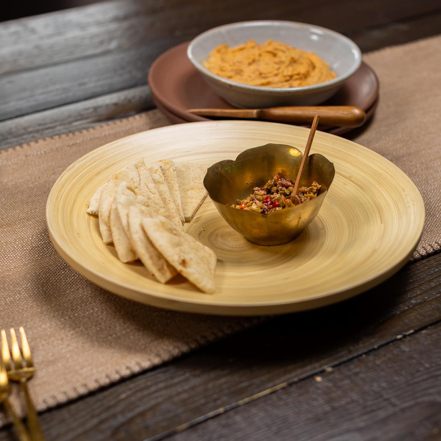 Joyce Chen Lexa Bamboo Footed Plate – Natural – 12 Inch