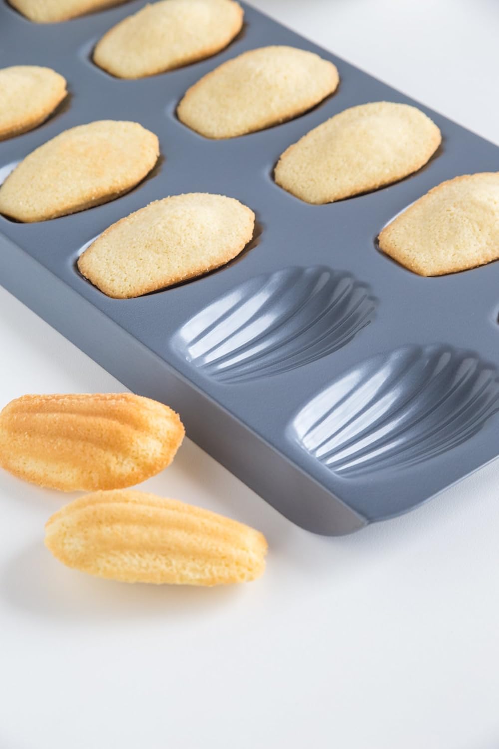 Fox Run 12-Mold Madeleine Pan