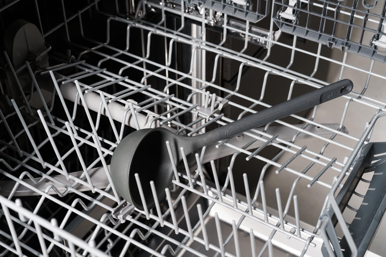 Zyliss Ladle – Large by Kitchen Niche