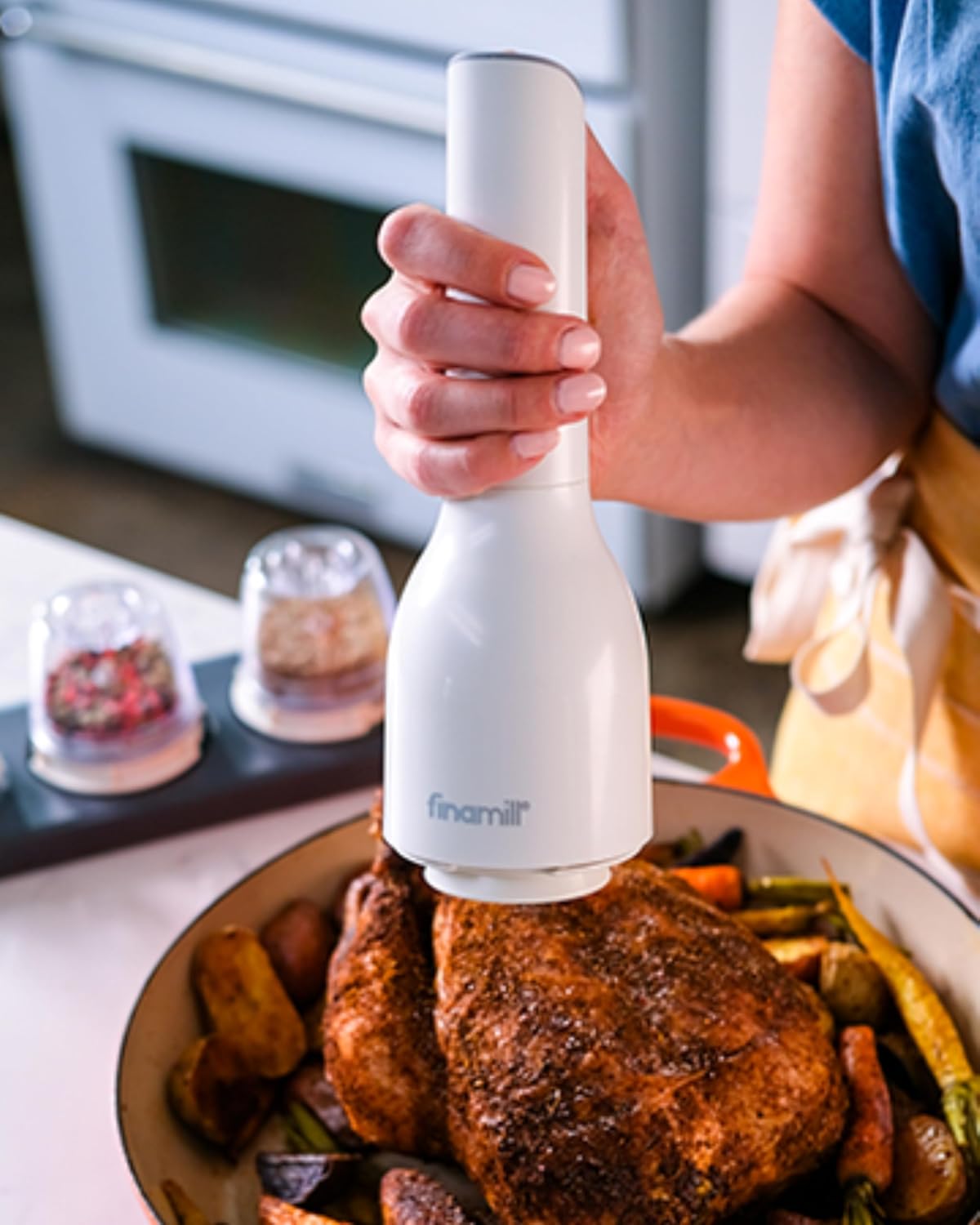 FinaMill Electric Pepper & Spice Grinder with 2 Pods – Soft Cream