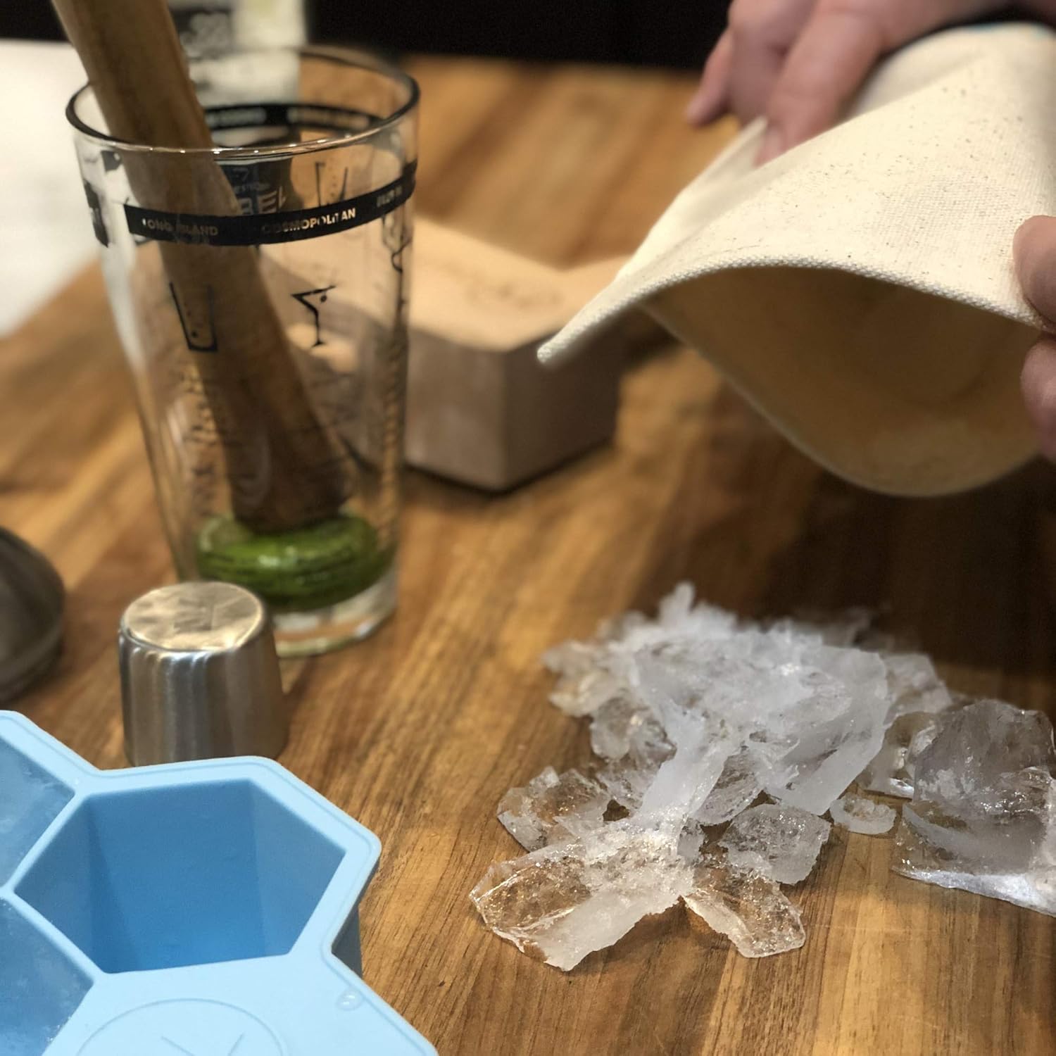 Outset Lewis Bag and Ice Mallet Bartender Kit – 2 Piece Set