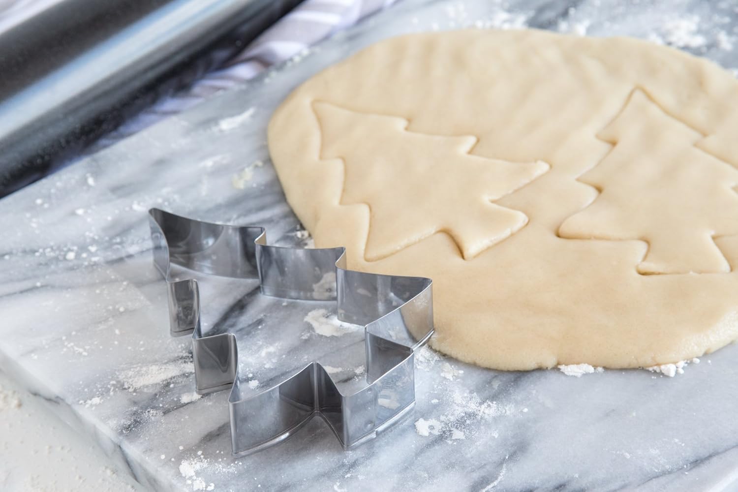 Fox Run Christmas Tree Cookie Cutter 5"