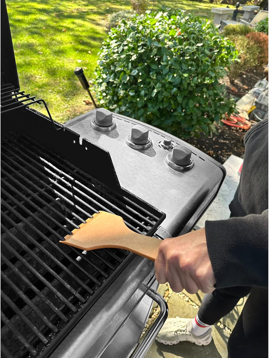 Outset Small Grill Grate Scraper – Verde Paper Fiber