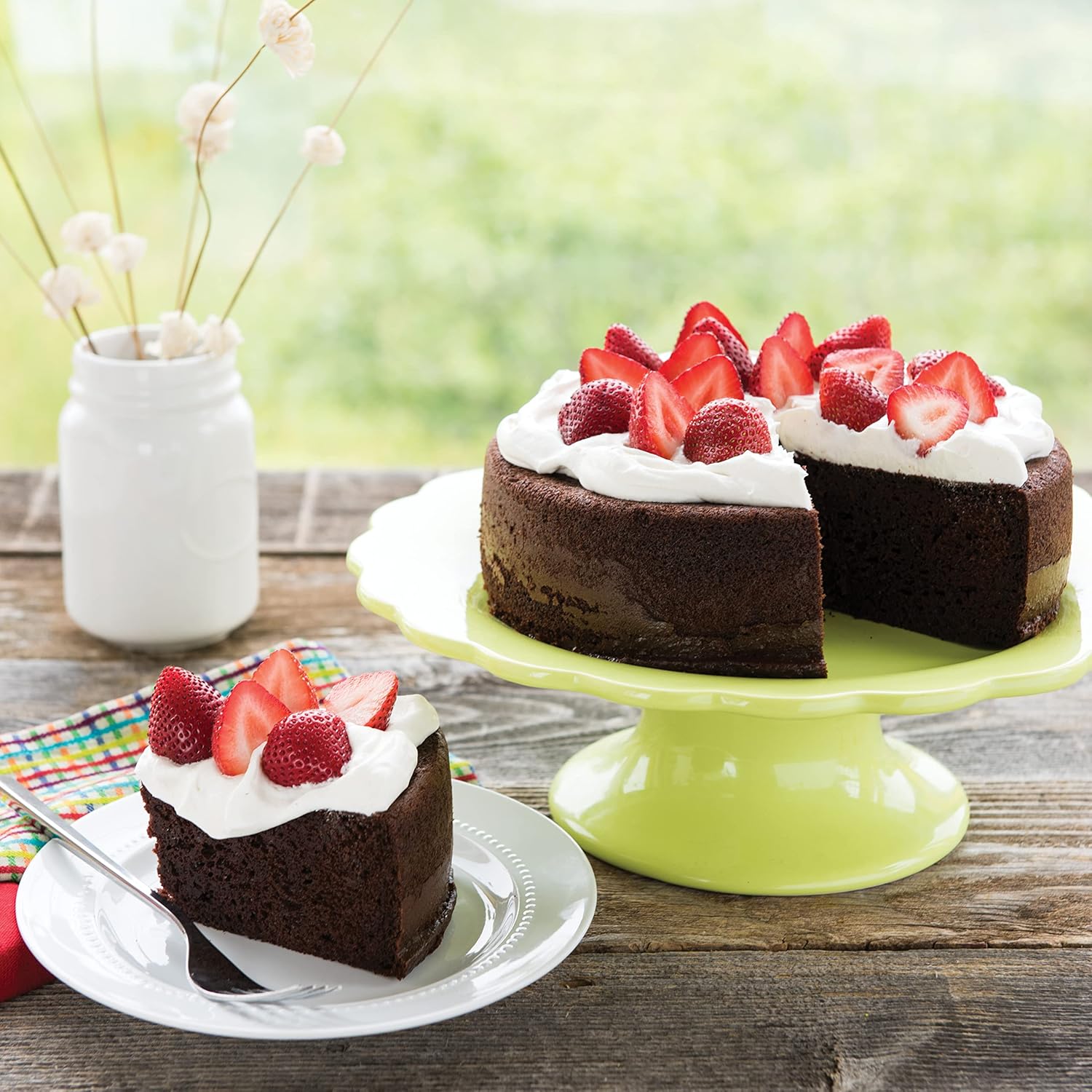 Nordic Ware 9" Round Layer Cake Pan