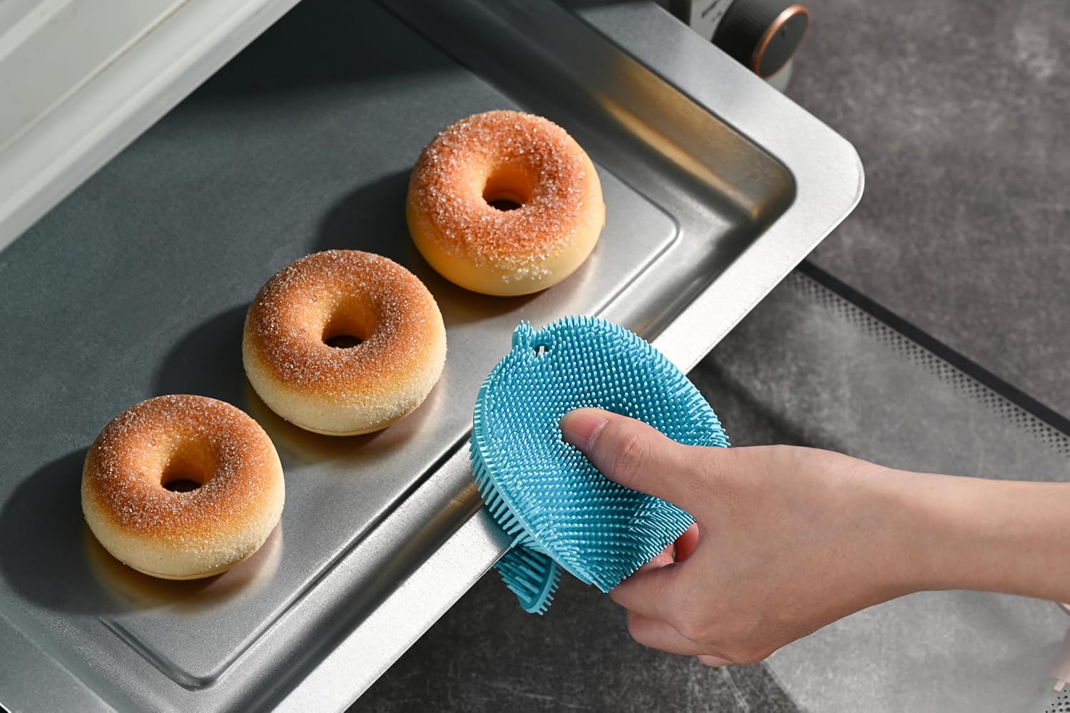 Fox Run Silicone Whale Dish Scrub