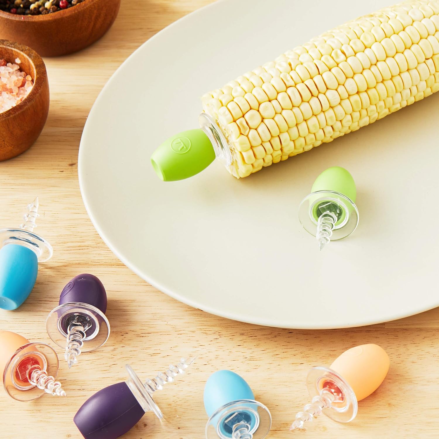 Outset Set of 8 Screw-in Corn Holders