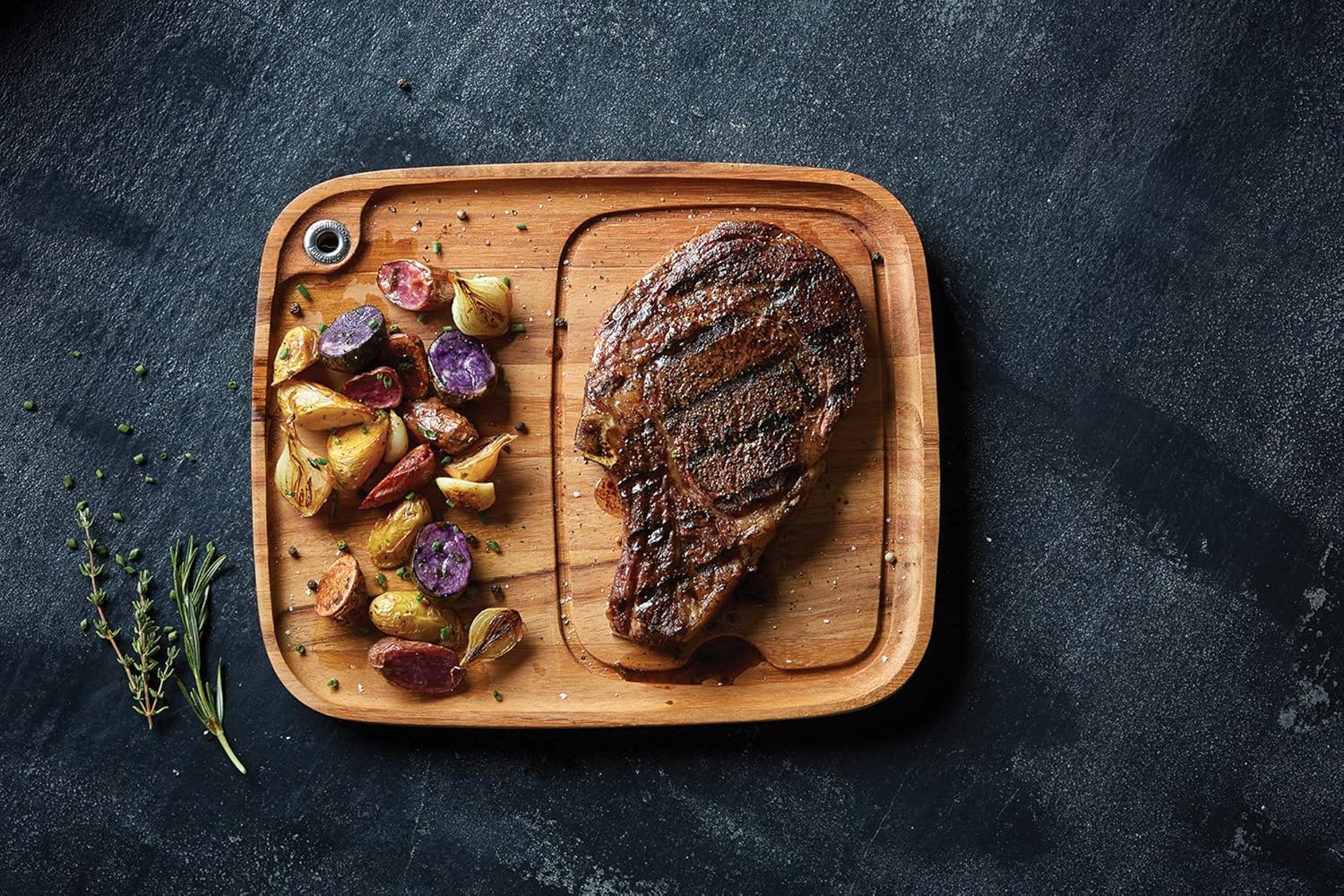 Ironwood Steak Barbecue Plate – Acacia Wood, Cow Engraving