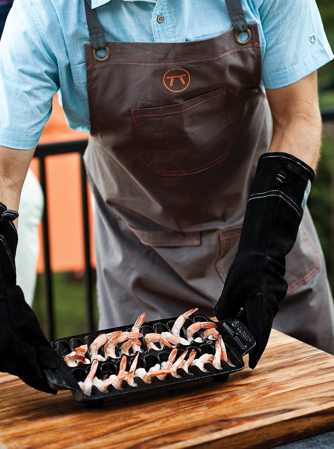 Outset BBQ Shrimp Grill Pan – Cast Iron