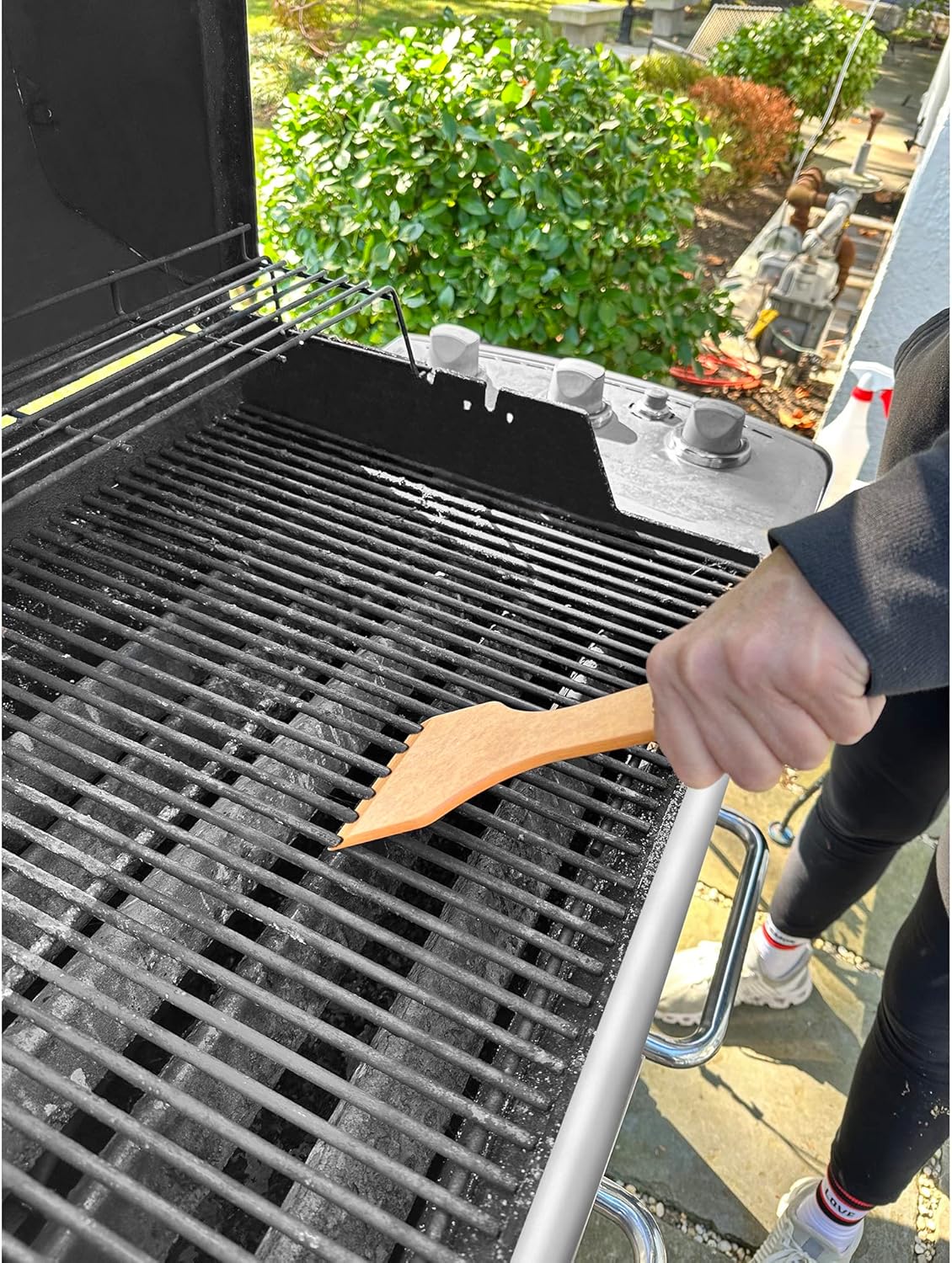 Outset Small Grill Grate Scraper – Verde Paper Fiber