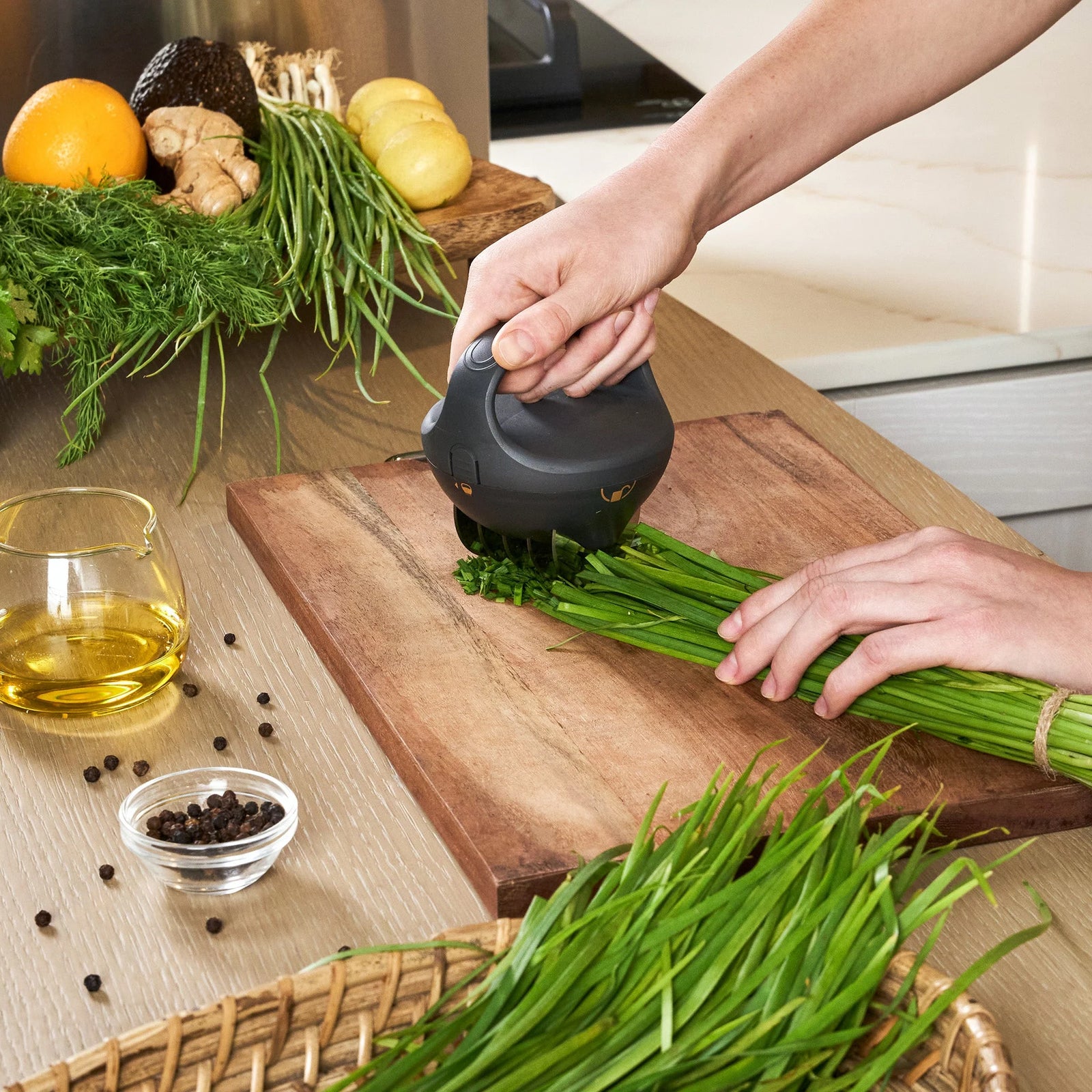 Zyliss FastCut Herb Tool