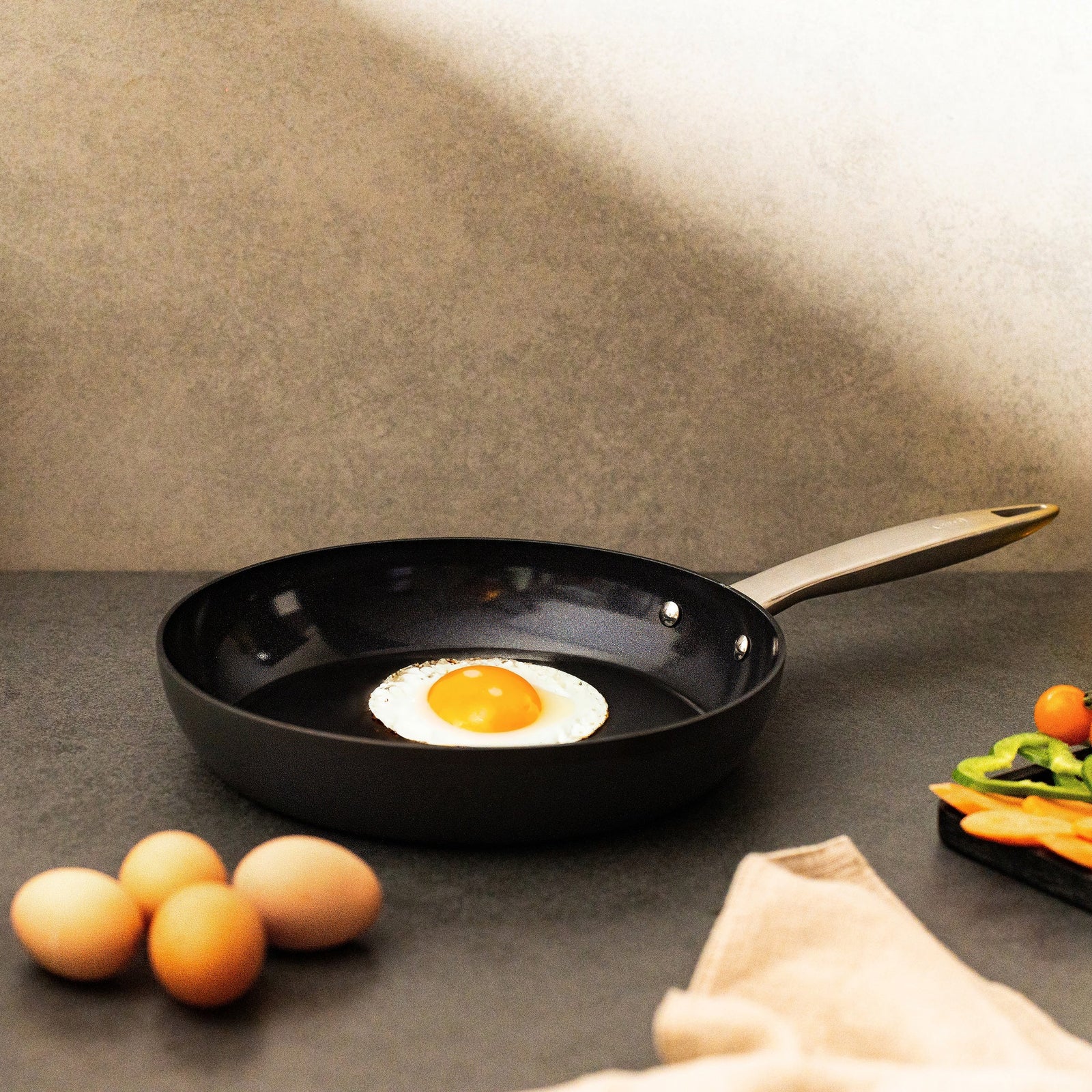 Zyliss Ultimate Pro Ceramic Fry Pan – 9.5" / 24 cm