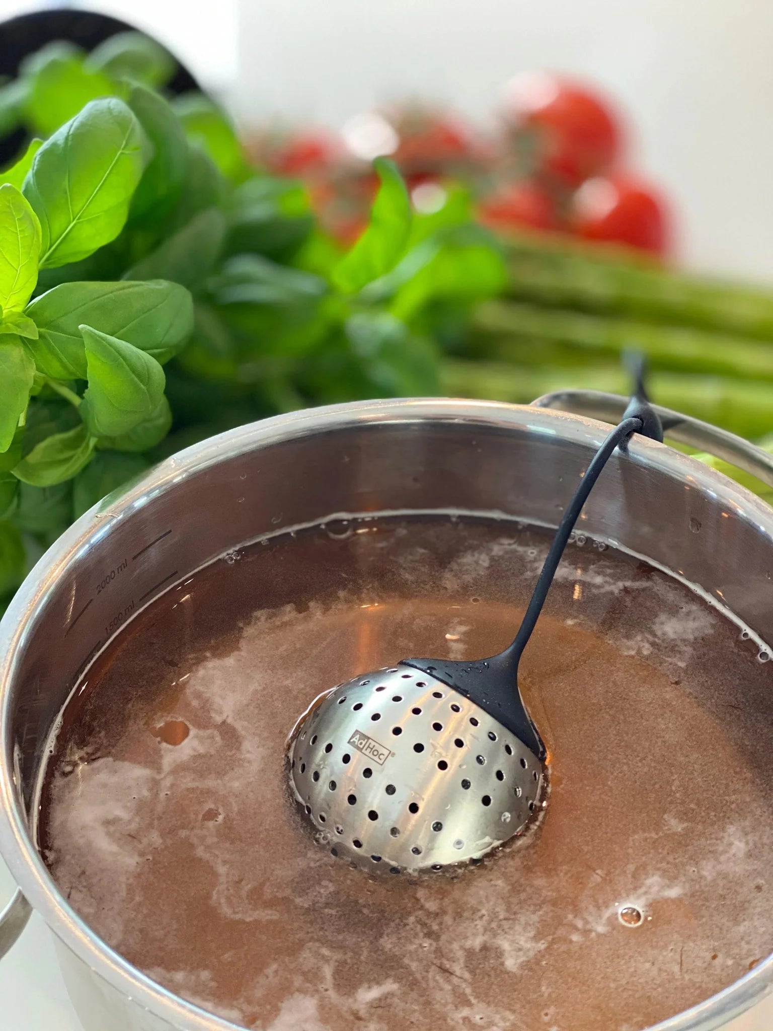 AdHoc Spice Bomb Infuser by Kitchen Niche