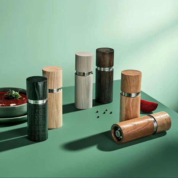 AdHoc Textura Salt and Pepper Mill Set – Light / Dark Oak Wood – 6" / 15 cm
