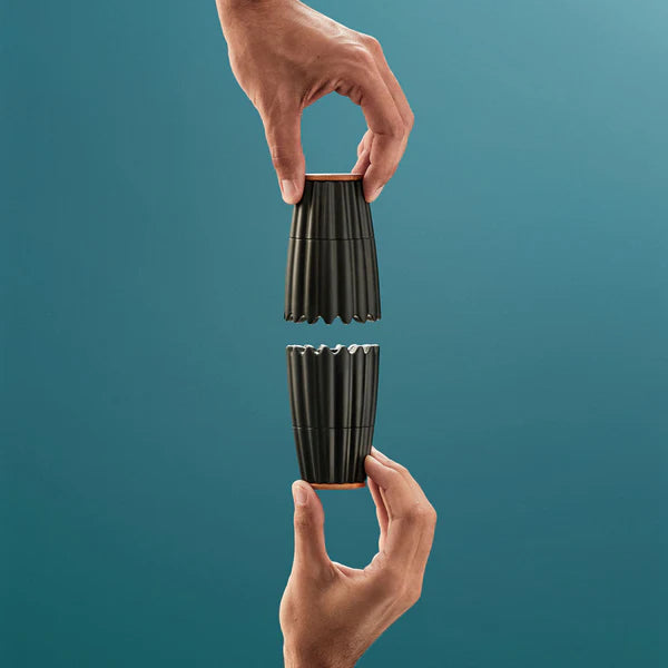 AdHoc MagTwo Salt and Pepper Mill Set – Black – 7.28" / 18.5 cm