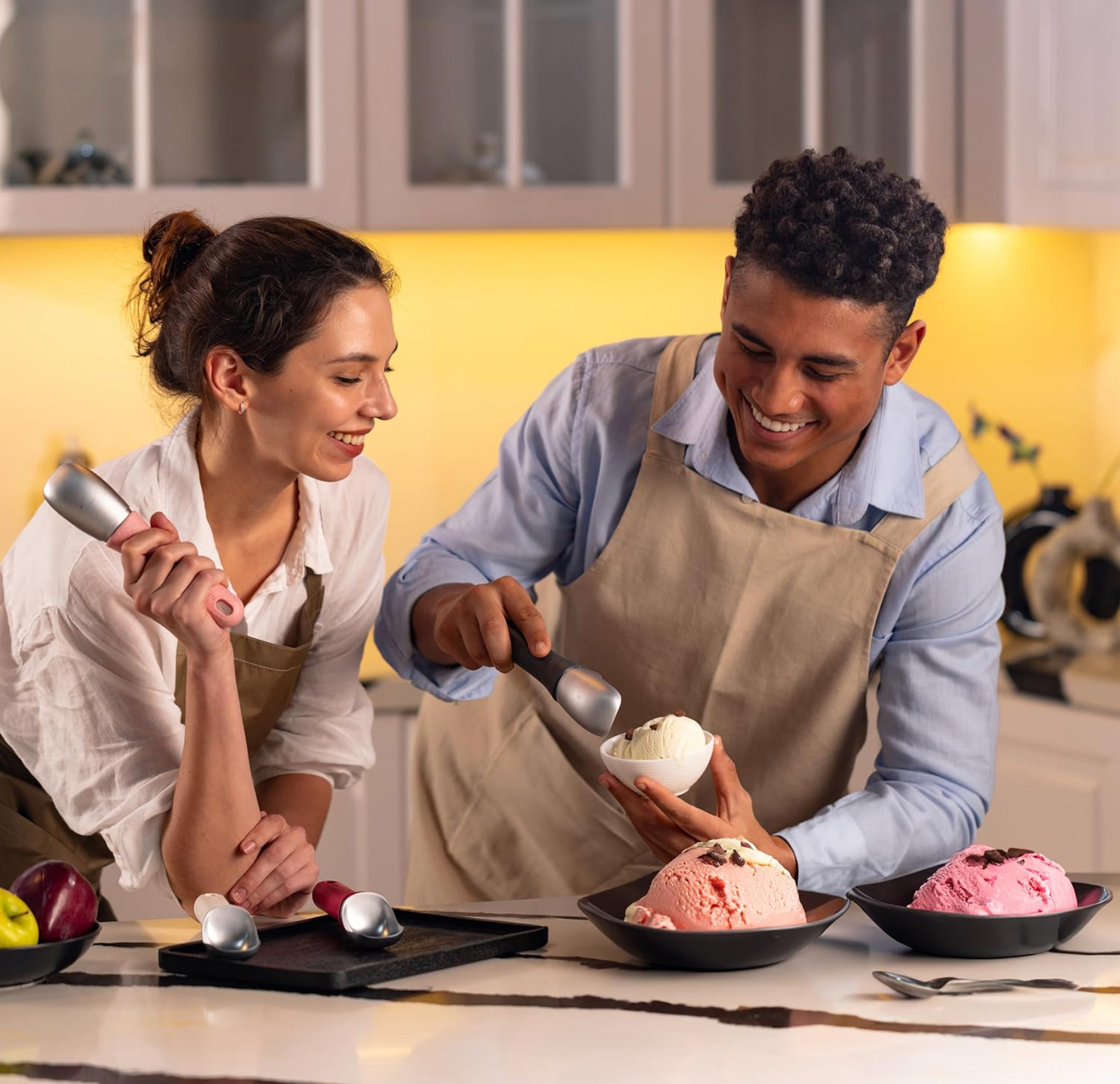 Zyliss Ice Cream Scoop – Grey