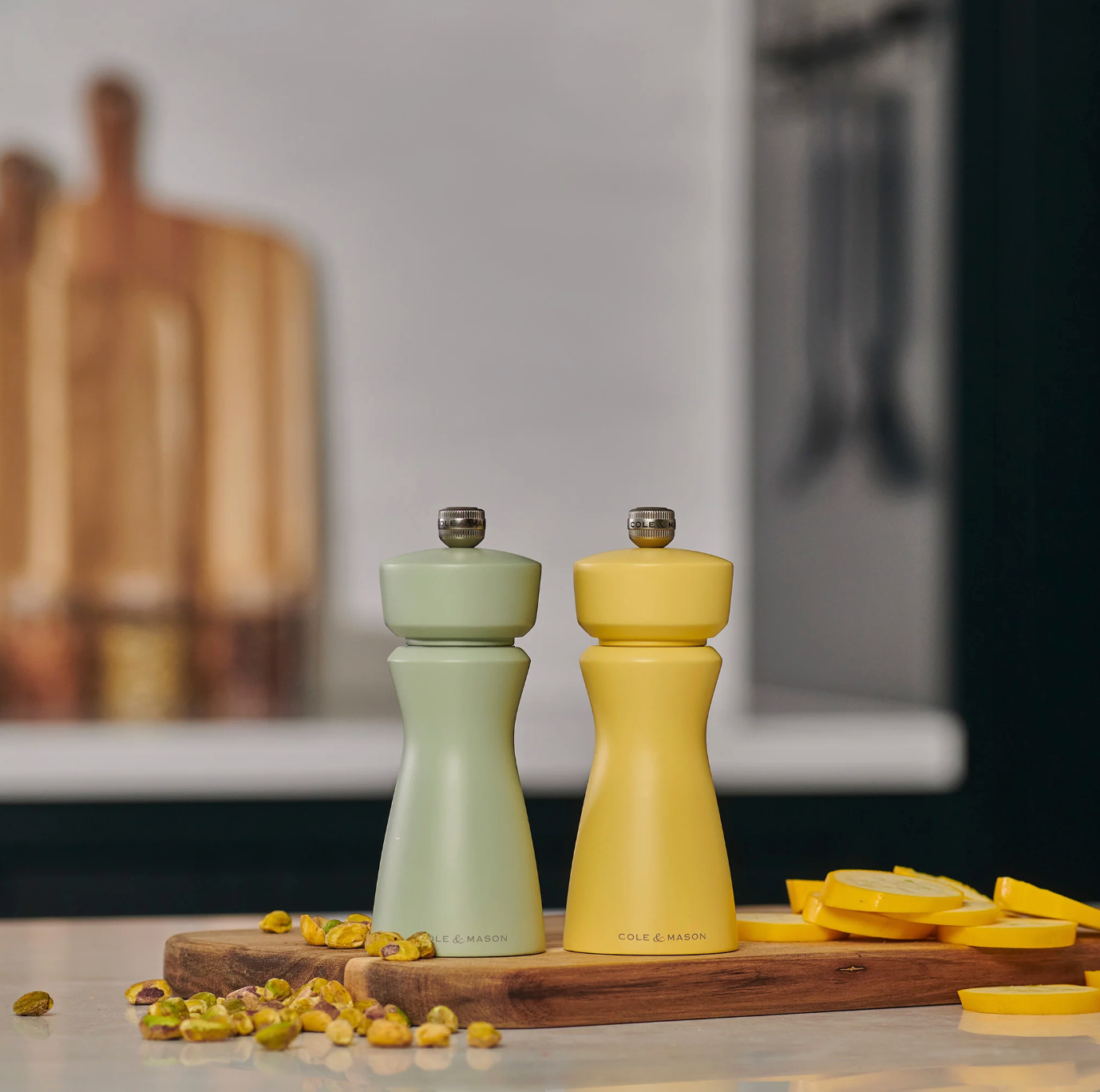 Cole & Mason Kenton Salt & Pepper Mill – Turmeric