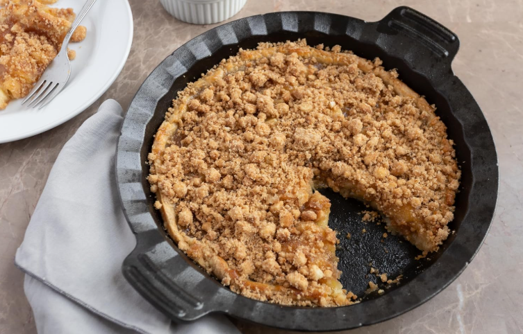 Outset Cast Iron Pie Pan – 9"