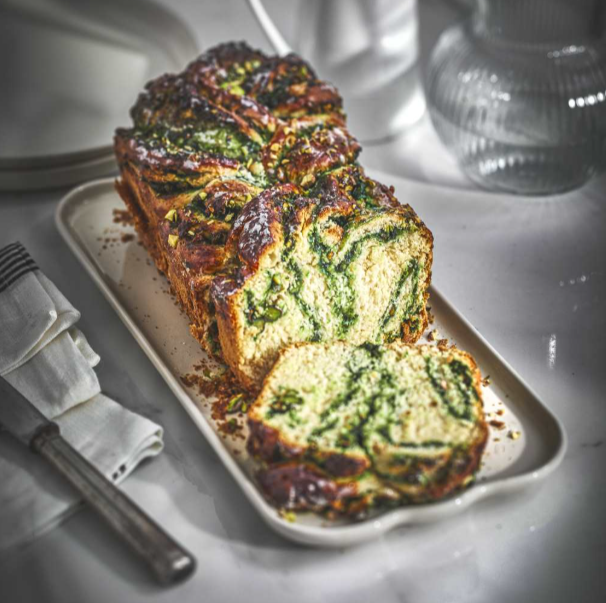 Emile Henry Madeleine Serving Plate – Clay (Argile) – 31.5 x 15 x 2 cm Emile Henry by Kitchen Niche