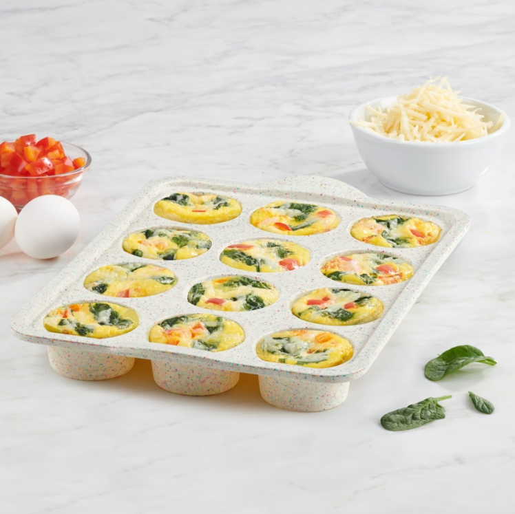 Trudeau Rainbow Granite Muffin Pan – 12 Cavities