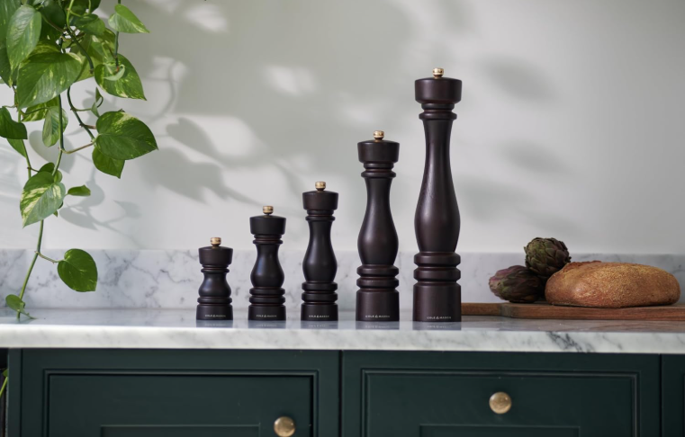 Cole & Mason The London Collection Pepper Mill – Chocolate Wood – 16" / 40 cm by Kitchen Niche