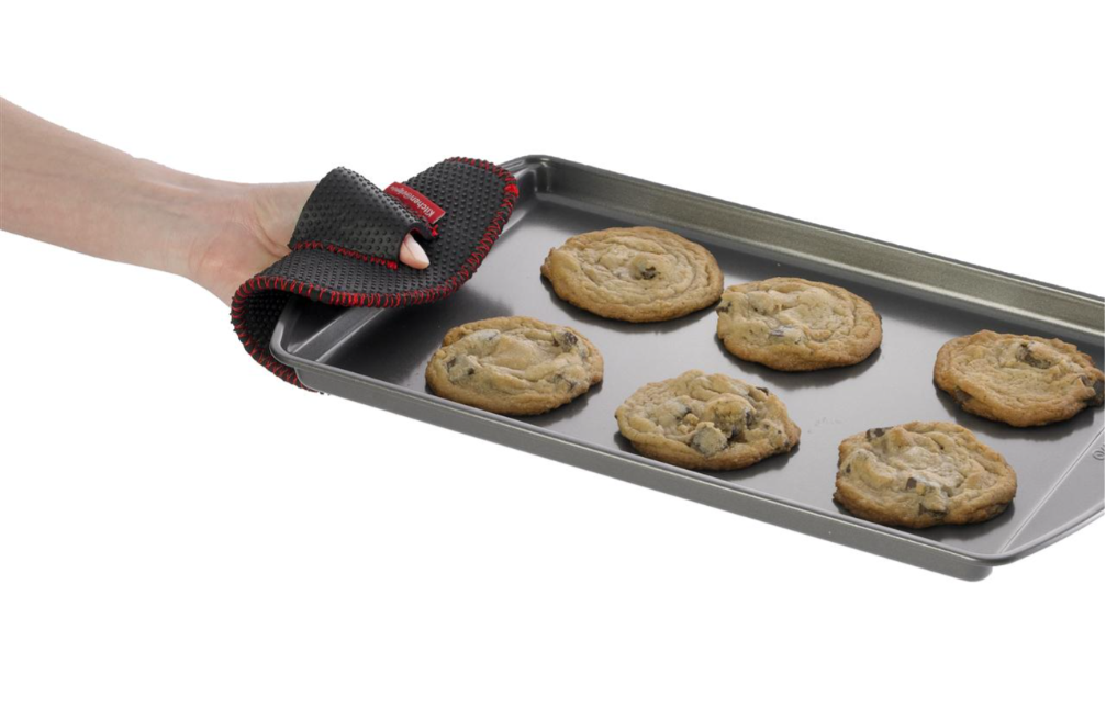 Kitchen Grips Heat Resistant Pot Grabber with Finger Loop Black