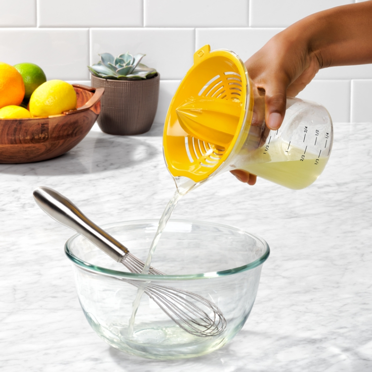 OXO Good Grips 2-in-1 Large Citrus Juicer