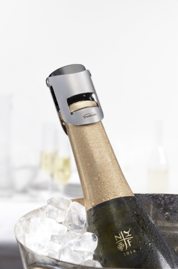 Trudeau Origin Sparkling Wine Stopper Trudeau by Kitchen Niche