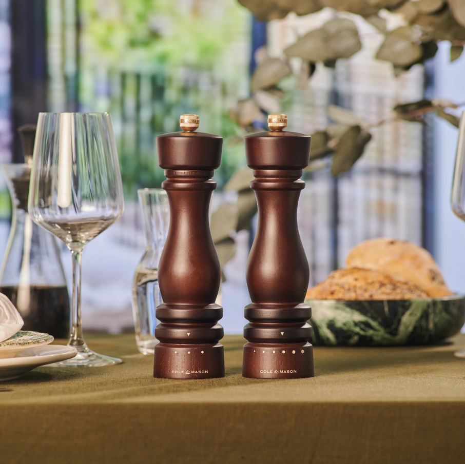 Cole & Mason London Grind Select Pepper Mill – Chocolate Wood – 8.5" / 22 cm