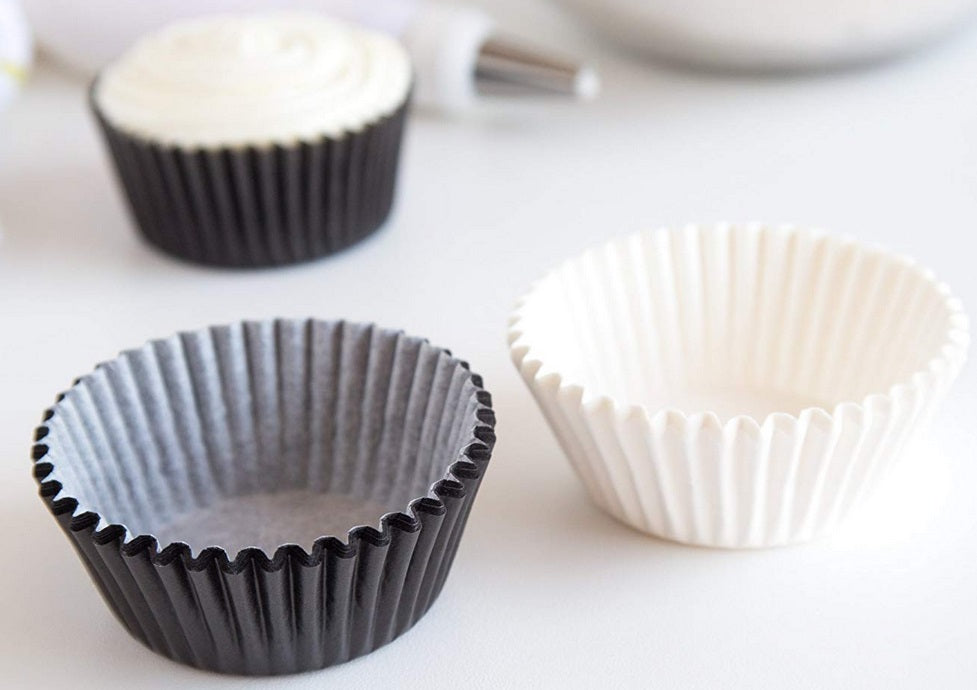 Fox Run Black & White Baking Cup Set of 50 by Kitchen Niche