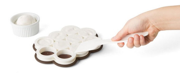 Chef'n SweetSpot Mini Ice Cream Sandwich Maker by Kitchen Niche