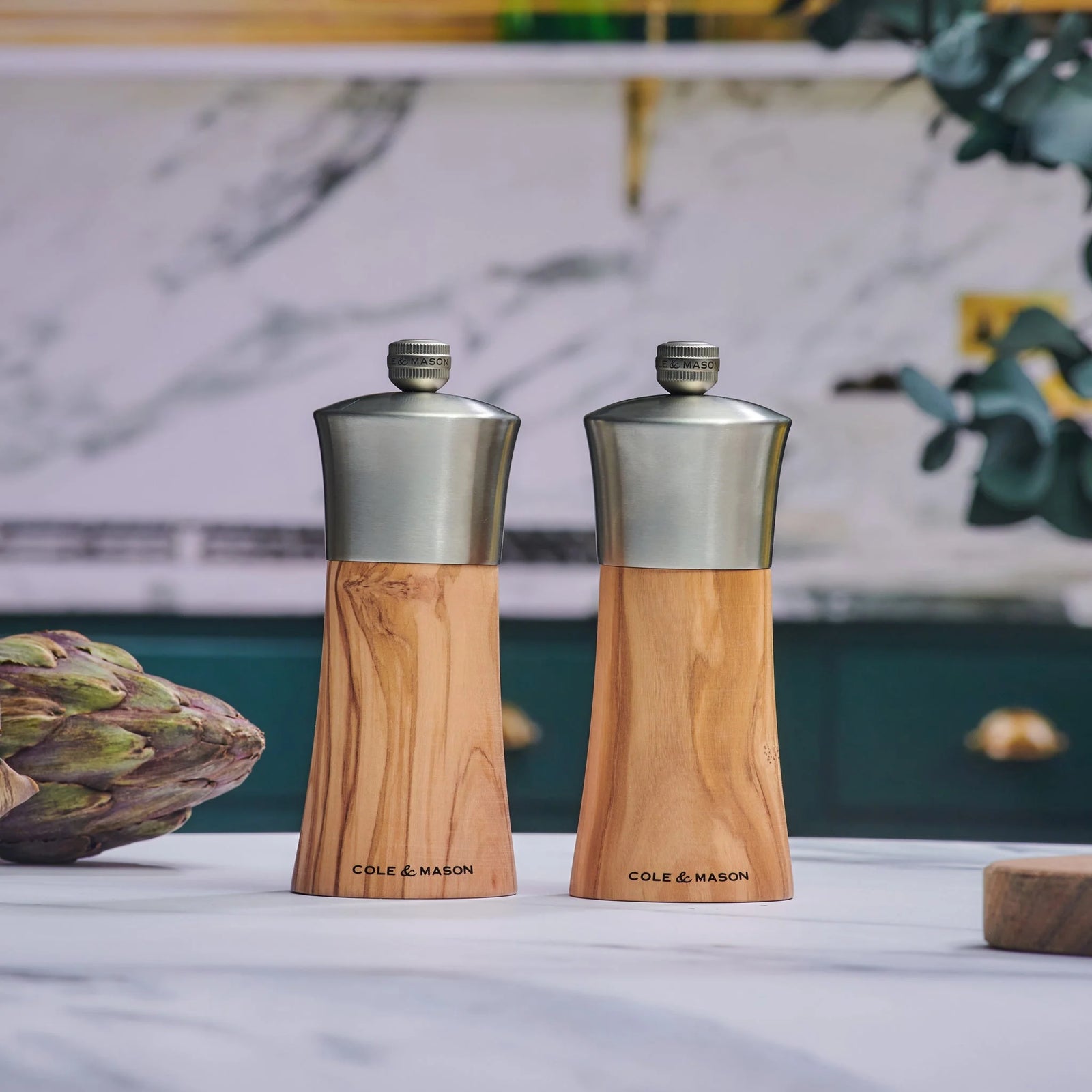 Cole & Mason Bromley Salt Mill – Olive Wood & Stainless Steel