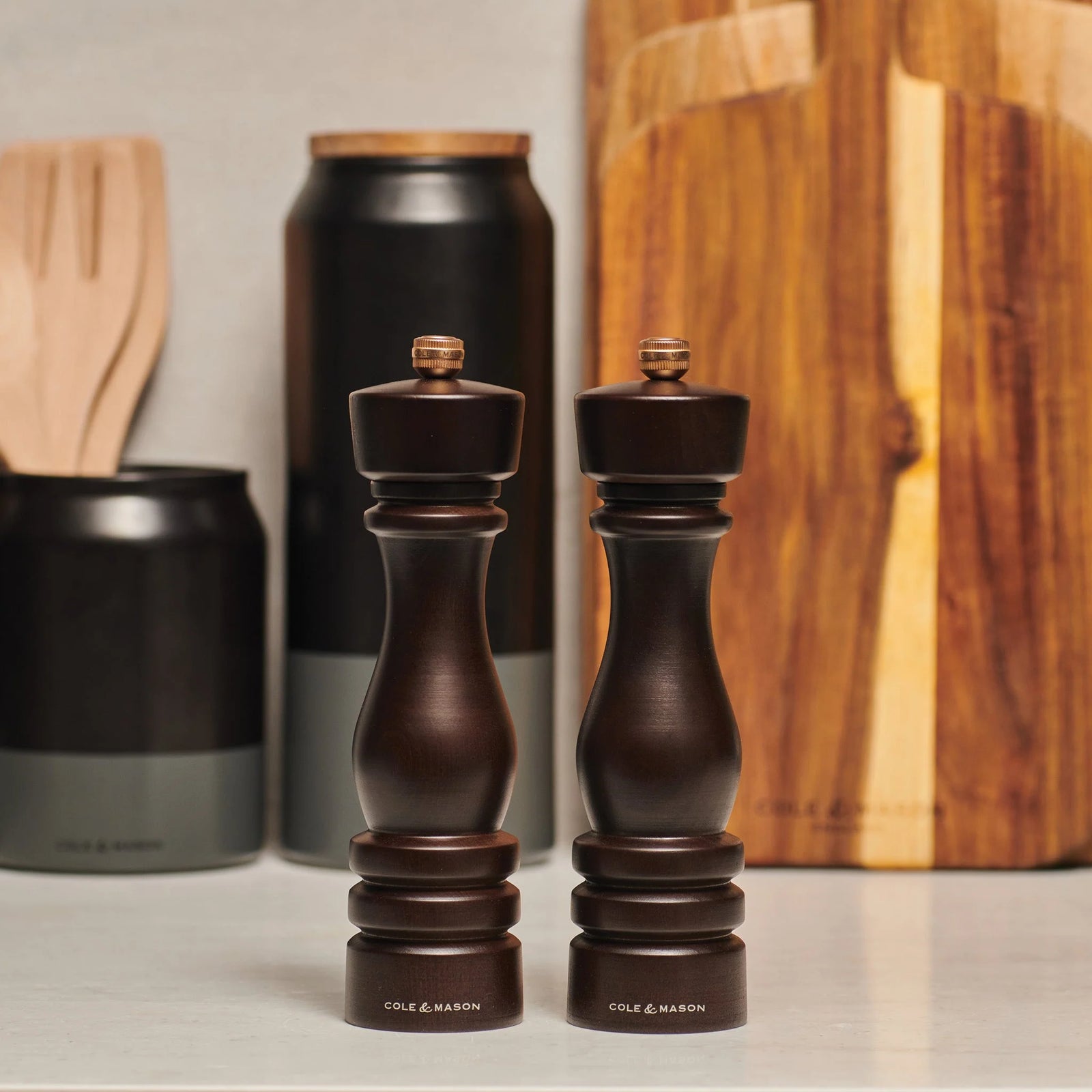 Cole & Mason London Salt Mill – Chocolate Wood – 8.5" / 22 cm