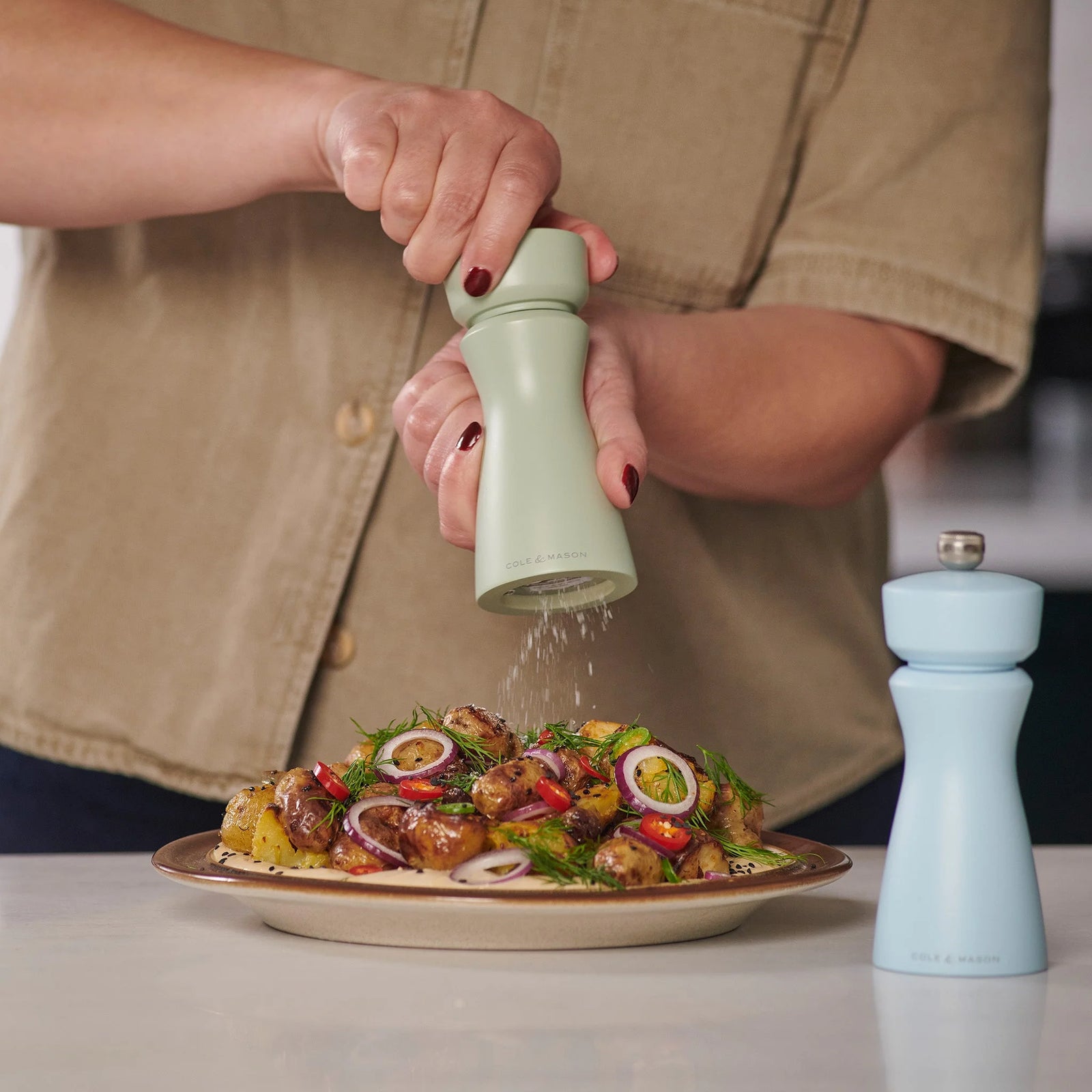 Cole & Mason Kenton Salt/Pepper Mill – Sage
