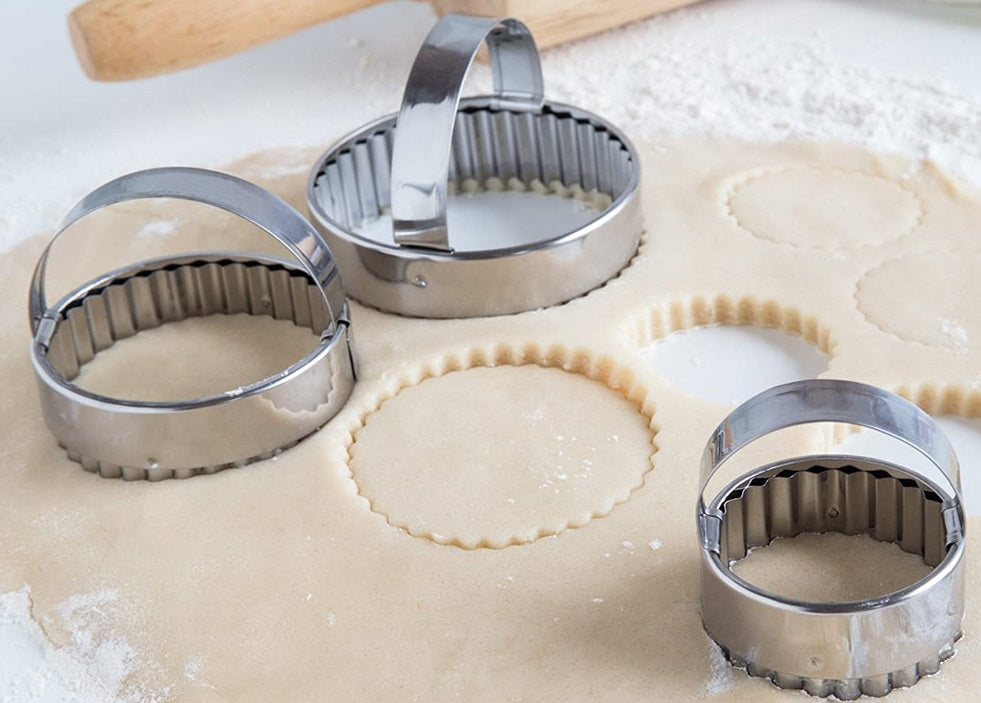 Fox Run Crinkled Cookie Cutter Set by Kitchen Niche