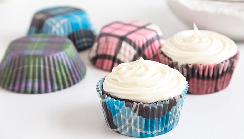 Fox Run Plaid Baking Cup Set of 75 by Kitchen Niche