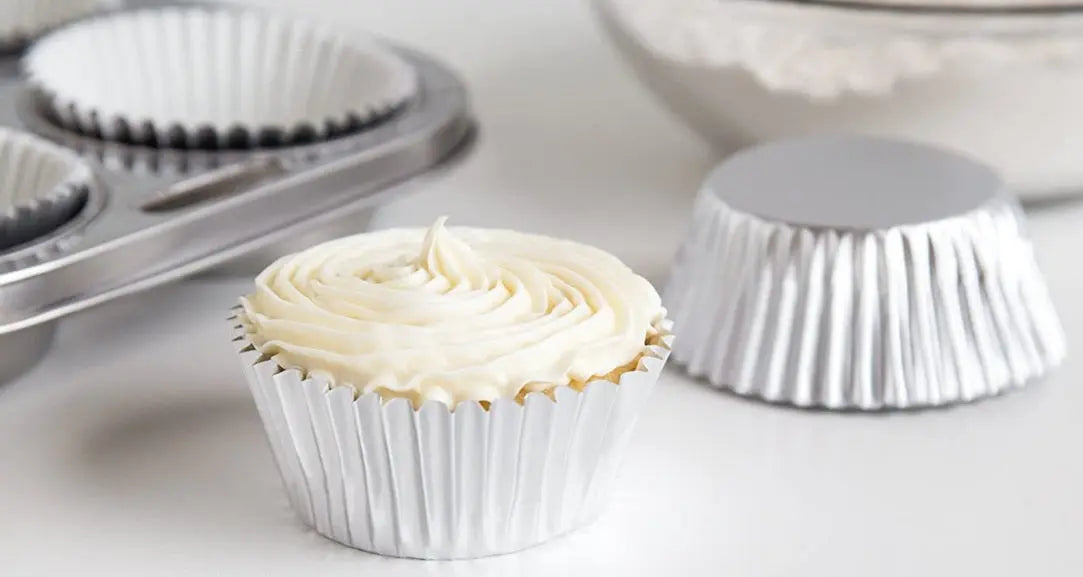 Fox Run Silver Foil Baking Cup Set of 32 by Kitchen Niche