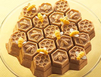 Nordic Ware Honeycomb Cake Pan by Kitchen Niche