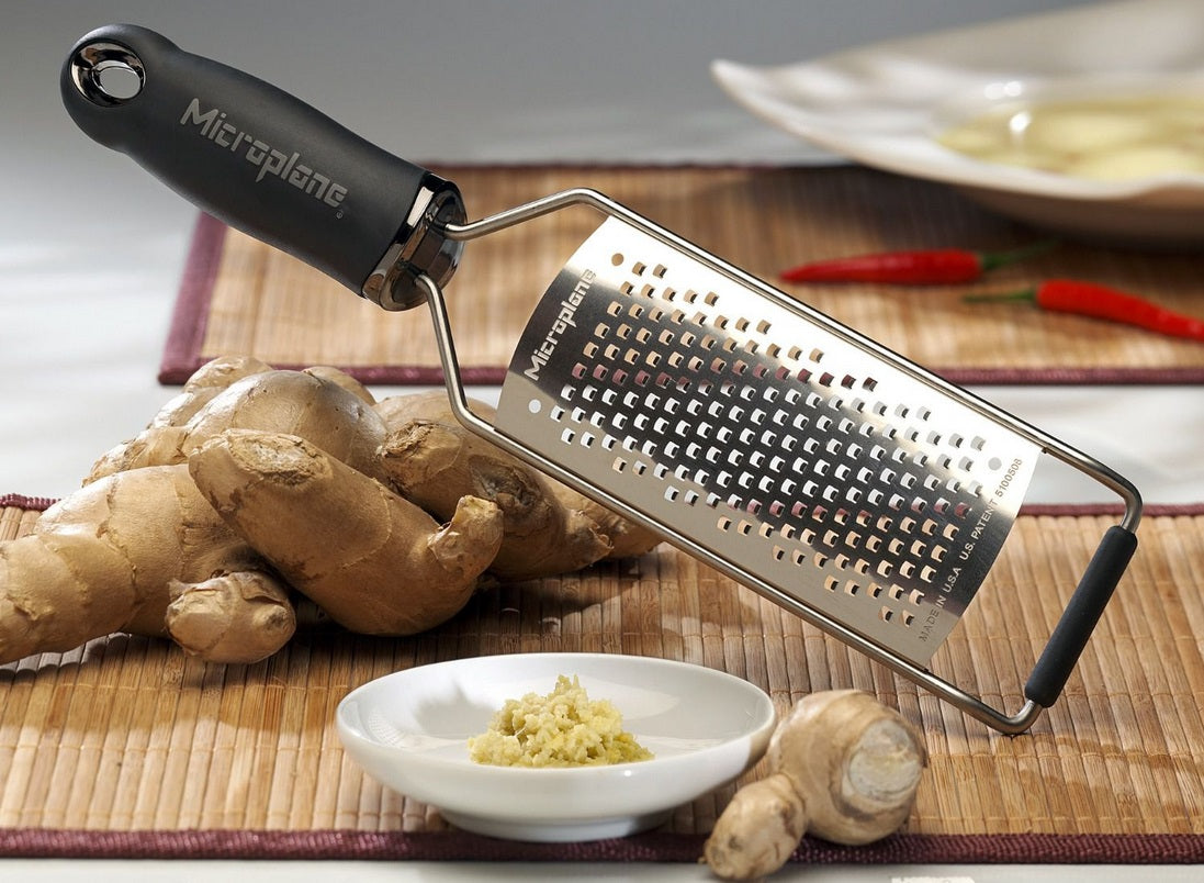 Microplane Gourmet Series Coarse Grater by Kitchen Niche